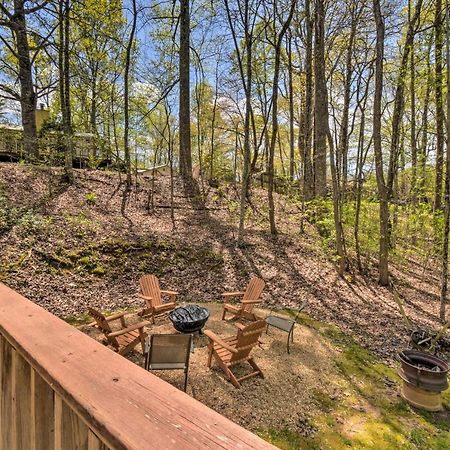 Cozy Hiawassee Cabin With Fire Pit And Mtn Views! 외부 사진