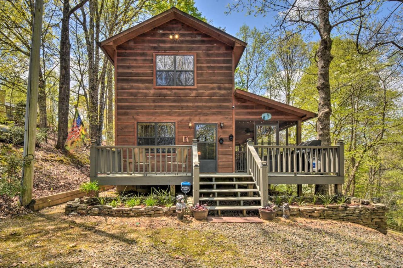 Cozy Hiawassee Cabin With Fire Pit And Mtn Views! 외부 사진