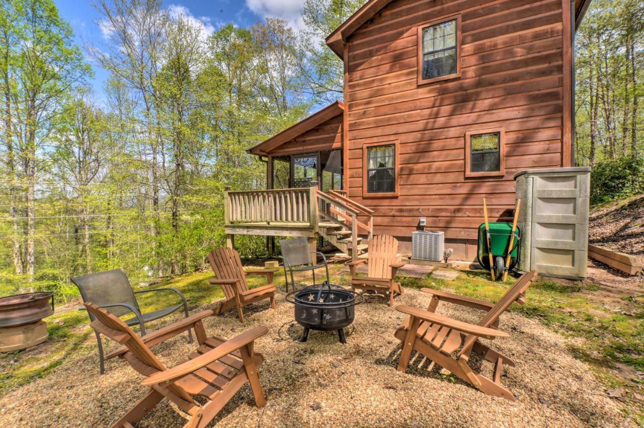 Cozy Hiawassee Cabin With Fire Pit And Mtn Views! 외부 사진