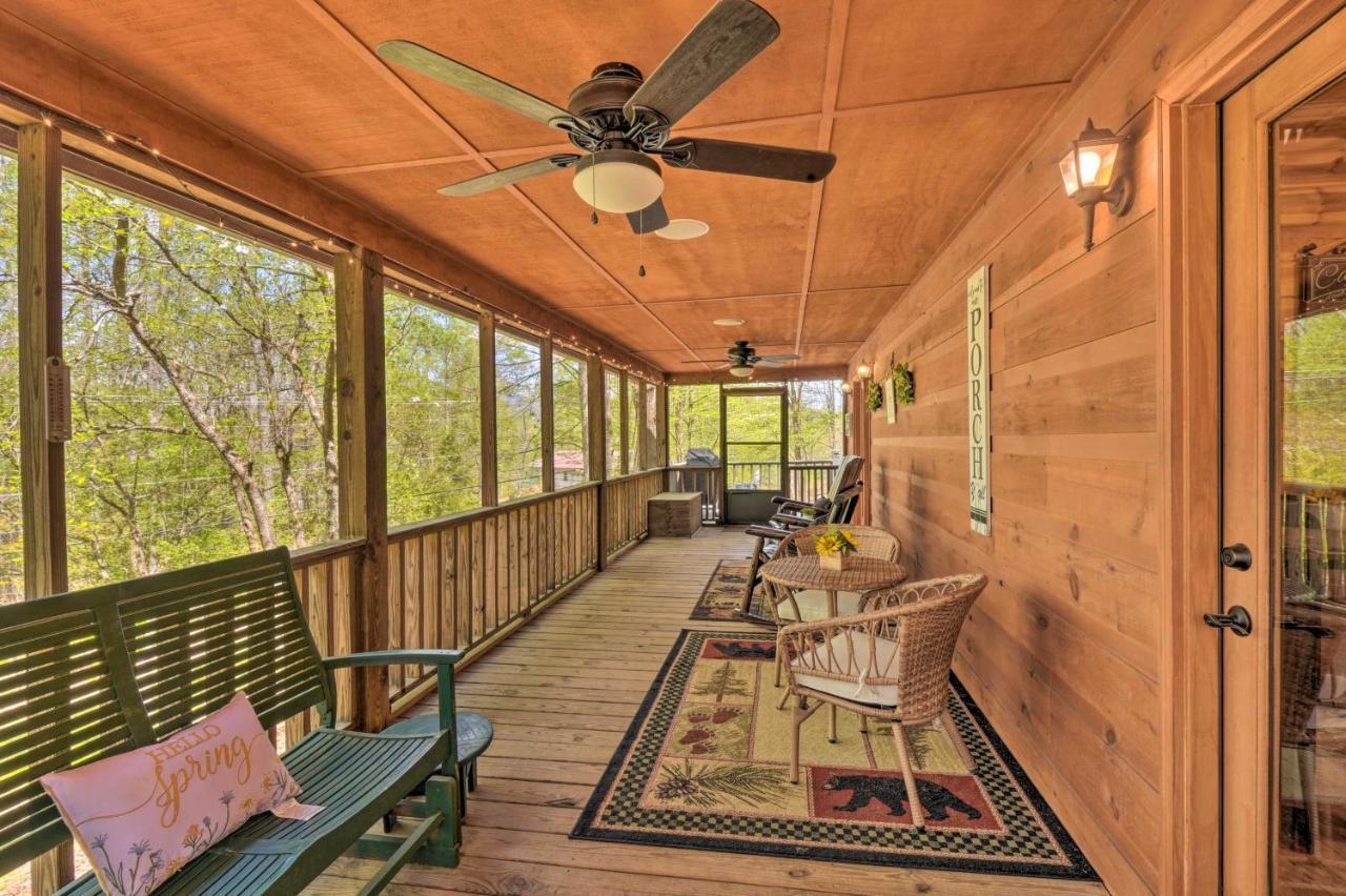 Cozy Hiawassee Cabin With Fire Pit And Mtn Views! 외부 사진