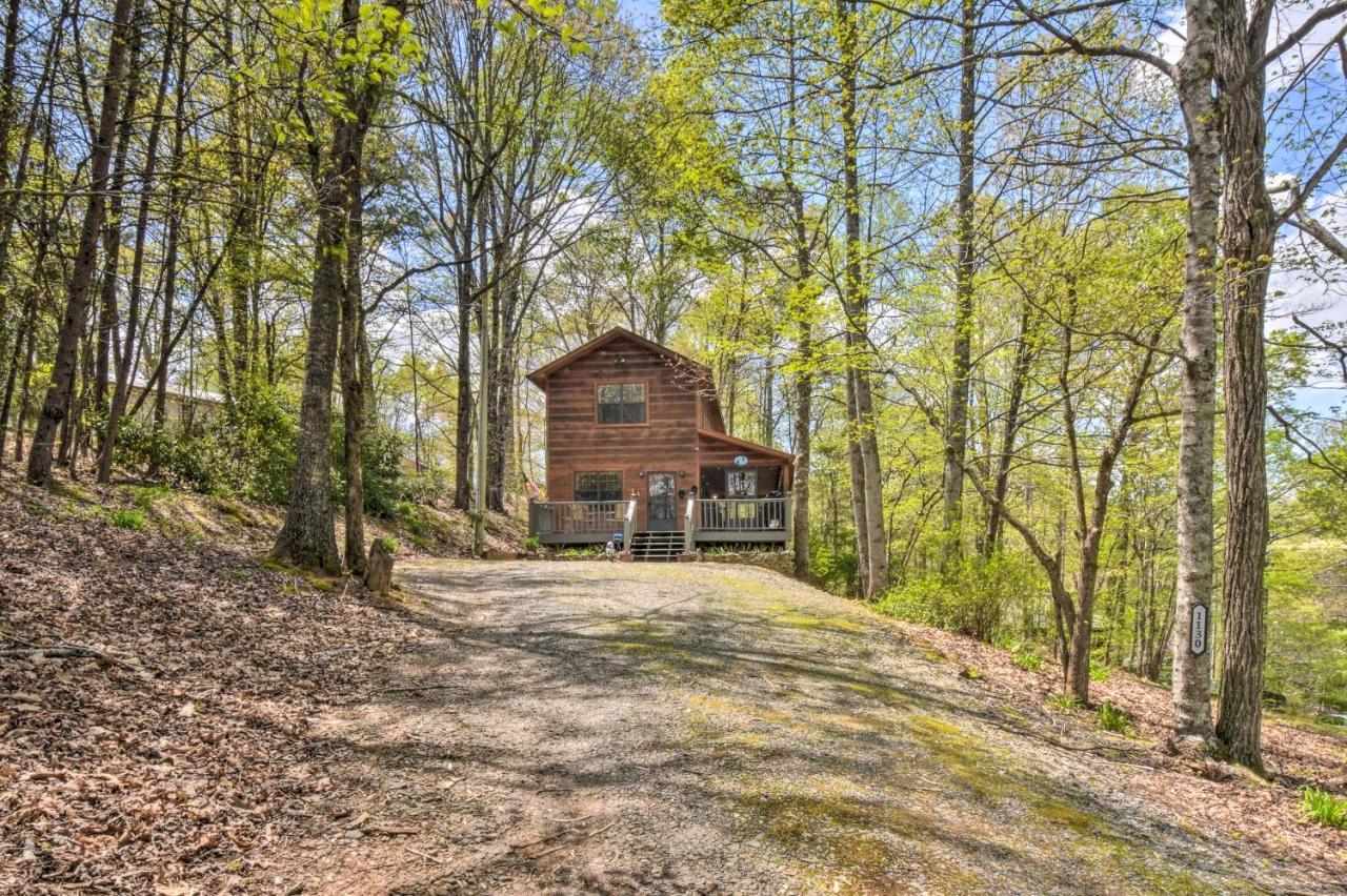 Cozy Hiawassee Cabin With Fire Pit And Mtn Views! 외부 사진
